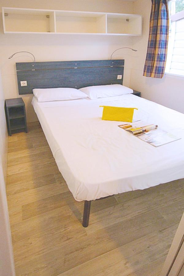 Happy Camp Mobile Homes In Camping Terme Catez Catez ob Savi Buitenkant foto