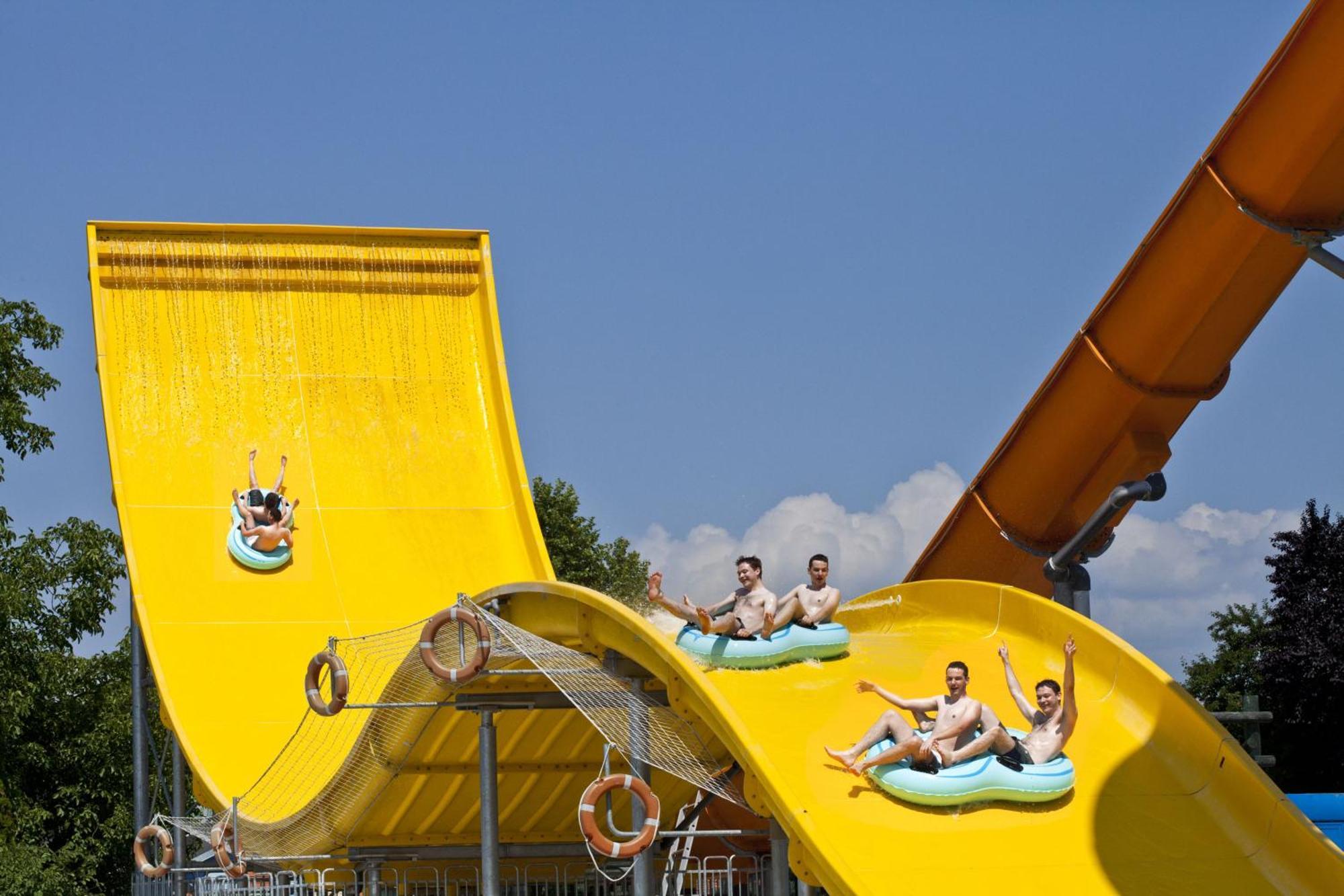 Happy Camp Mobile Homes In Camping Terme Catez Catez ob Savi Buitenkant foto