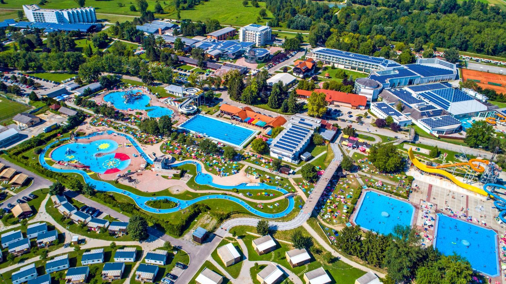 Happy Camp Mobile Homes In Camping Terme Catez Catez ob Savi Buitenkant foto